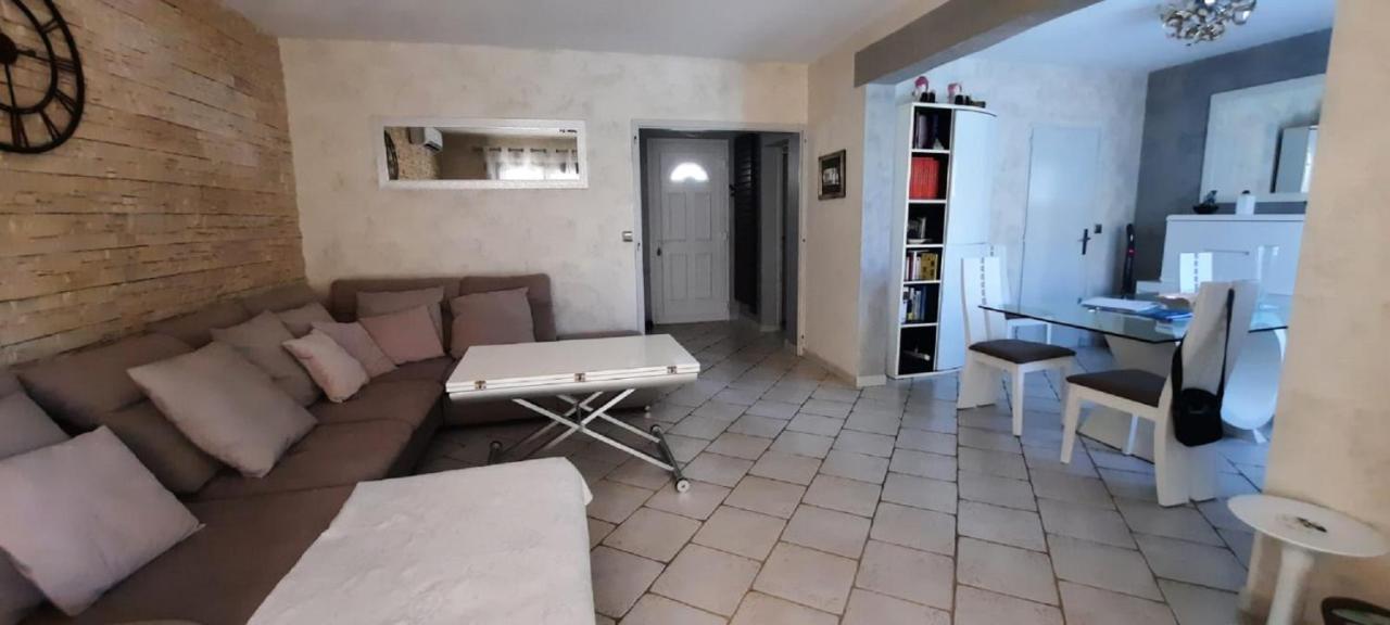 Maison Proche De Hyeres Avec Piscine Privee, Terrasse Et Jardin La Farlede Luaran gambar